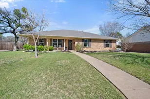 1415 Moss Rose Cir, Irving, TX 75061 - Photo 3