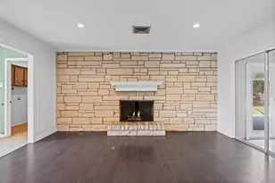 1415 Moss Rose Cir, Irving, TX 75061 - Photo 11