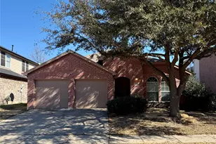 211 Parakeet Dr, Little Elm, TX 75068 - Photo 1