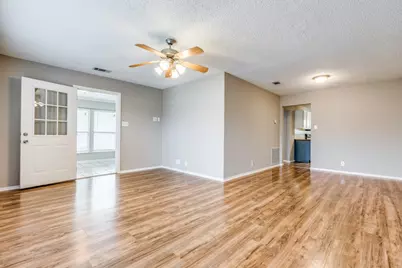 312 Mockingbird Lane, Denton, TX 76209 - Photo 9