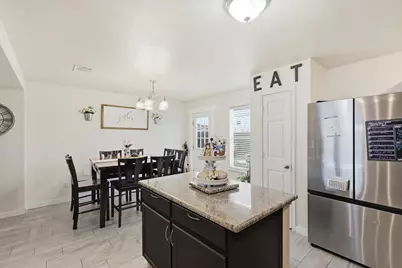 14820 Ledgeview Court, Balch Springs, TX 75180 - Photo 11