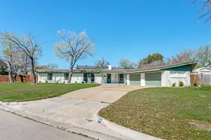 3117 Dreeben Dr, Richland Hills, TX 76118 - Photo 1