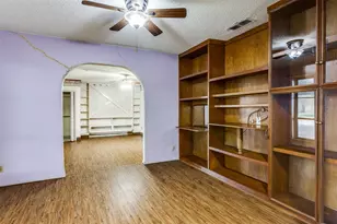 4504 Mink Dr, Haltom City, TX 76117 - Photo 5