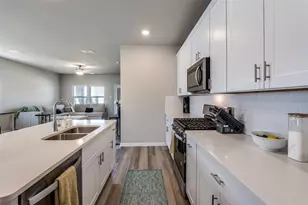 610 Melody Hl Dr, McKinney, TX 75071 - Photo 9