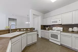 7881 Hogan Ct, Frisco, TX 75036 - Photo 13