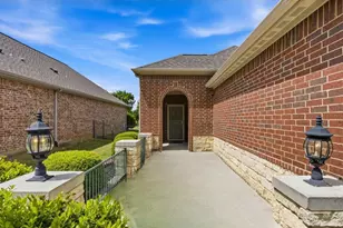 7881 Hogan Ct, Frisco, TX 75036 - Photo 3