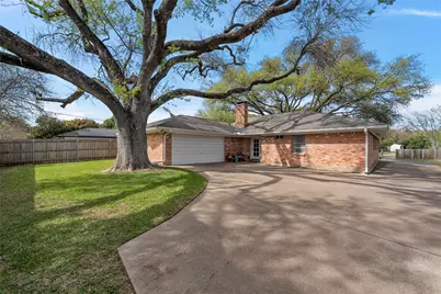 1712 Laurel Lake Drive, Waco, TX 76710 - Photo 33