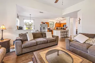 804 Ridge Point Dr, Grand Prairie, TX 75052 - Photo 19