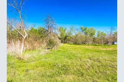 1007 S Belknap Street, Mexia, TX 76667 - Photo 3