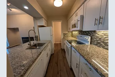 2923 Shelby Avenue, Dallas, TX 75219 - Photo 5