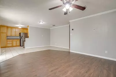 521 Nathan Street, Burleson, TX 76028 - Photo 7