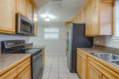 521 Nathan Street, Burleson, TX 76028 - Photo 15