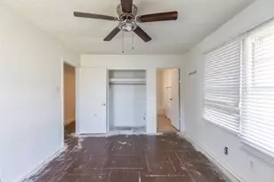 509 Scott St, Tye, TX 79563 - Photo 15