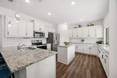 916 Crockett Street, Aubrey, TX 76227 - Photo 13