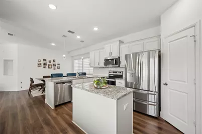 916 Crockett Street, Aubrey, TX 76227 - Photo 15