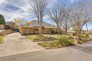 1021 Old Mill Cir, Irving, TX 75061 - Photo 3