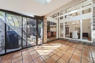 2145 Fountain Square Dr, Fort Worth, TX 76107 - Photo 29