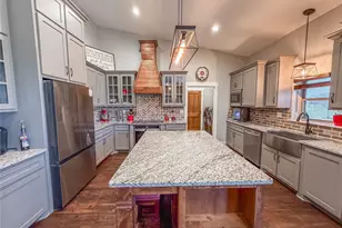 240 Cox Rd, Waxahachie, TX 75167 - Photo 9