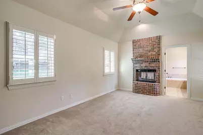 8027 Ravenswood Road, Granbury, TX 76049 - Photo 9