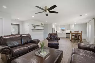 105 Thode St, Whitesboro, TX 76273 - Photo 3