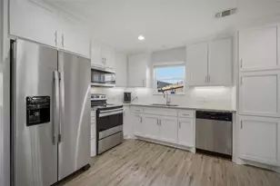 105 Thode St, Whitesboro, TX 76273 - Photo 15