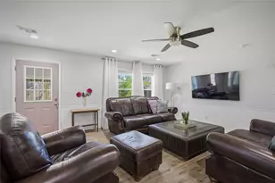 105 Thode St, Whitesboro, TX 76273 - Photo 13