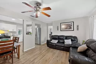 712 Hodgson St, Fort Worth, TX 76115 - Photo 9