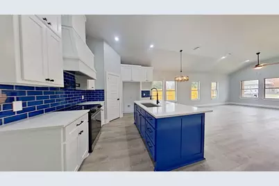 1228 E Leuda Street, Fort Worth, TX 76104 - Photo 3