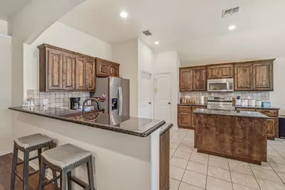 883 Mimosa Court, Stephenville, TX 76401 - Photo 9