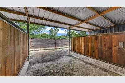 1739 Fm 67, Covington, TX 76636 - Photo 23