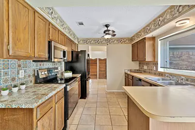 3921 Picato Drive, Plano, TX 75074 - Photo 11