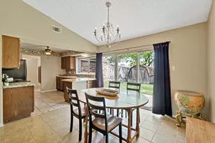 3921 Picato Dr, Plano, TX 75074 - Photo 9