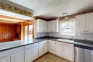 2309 Terrell Rd, Greenville, TX 75402 - Photo 11