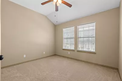 12611 Oceanside Drive, Fort Worth, TX 76040 - Photo 25