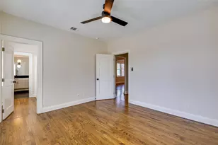 2837 Hemphill St, Fort Worth, TX 76110 - Photo 13