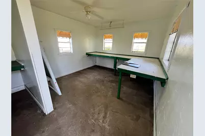 711 S Main Street, Carbon, TX 76435 - Photo 39