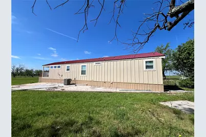 711 S Main Street, Carbon, TX 76435 - Photo 25