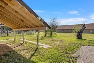 915 Faulkner Ln, Waco, TX 76704 - Photo 15