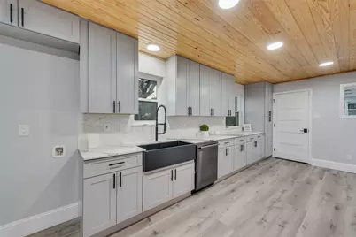 3209 Royal Lane, Dallas, TX 75229 - Photo 9