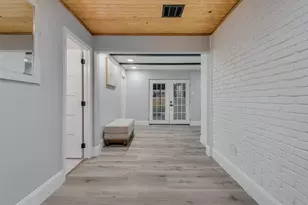 3209 Royal Ln, Dallas, TX 75229 - Photo 15