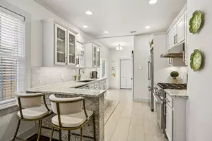 4318 Vandelia St, Dallas, TX 75219 - Photo 7