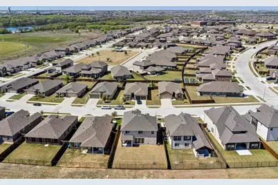 8720 Landergin Mesa Drive, Fort Worth, TX 76131 - Photo 29