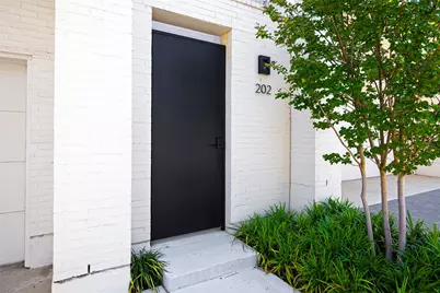 610 N Oak Cliff Boulevard #203, Dallas, TX 75208 - Photo 5