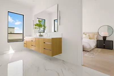 610 N Oak Cliff Boulevard #203, Dallas, TX 75208 - Photo 25