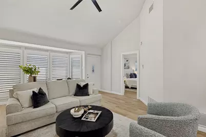 2102 Avignon Drive, Carrollton, TX 75007 - Photo 15