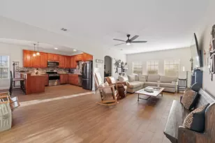 7012 Starling St, Joshua, TX 76058 - Photo 9