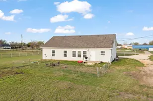 7012 Starling St, Joshua, TX 76058 - Photo 5