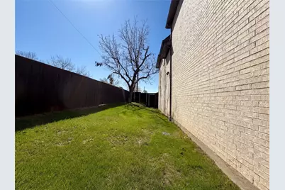 404 W 6th Street, Irving, TX 75060 - Photo 17
