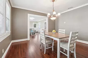 1406 Clover Ln, Fort Worth, TX 76107 - Photo 7