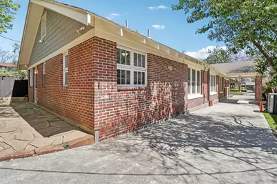 1406 Clover Lane, Fort Worth, TX 76107 - Photo 25